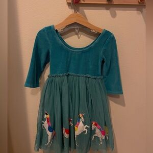 three mini boden girl dress （4-6）